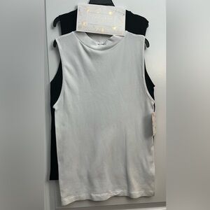 Soho Lady Plus Size Seamless Ribbed Tank Tops 2-Pack (Black & White)